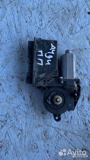 Моторчик стеклоподъемника Audi A4 B7 (2004 - 2009)