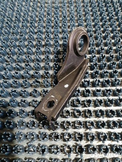 Кронштейн двигателя Kia Sportage