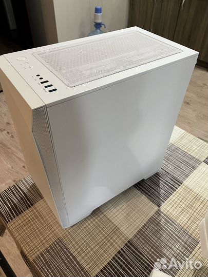 Корпус zalman z1