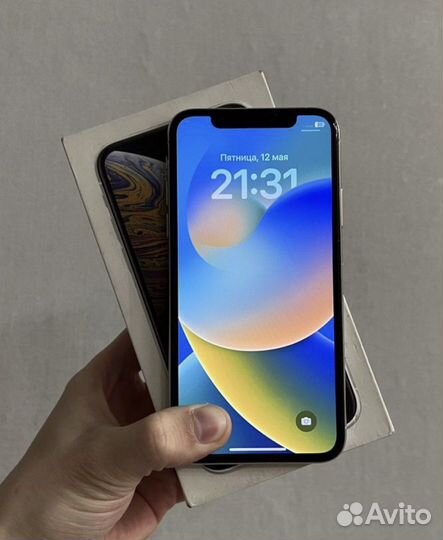 iPhone Xs, 64 ГБ