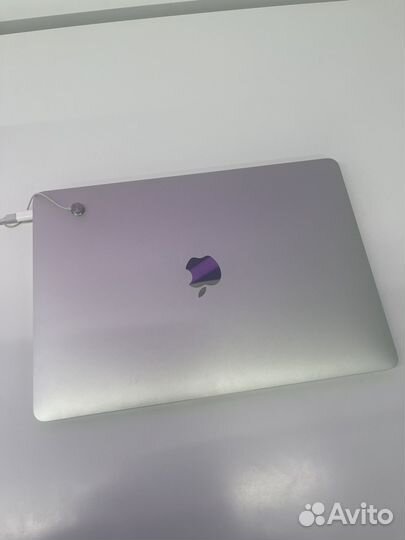 Apple macbook air M1 8gb 256