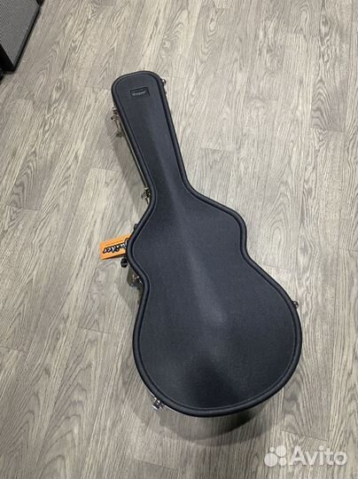 Жесткий кейс для акустической гитары аудиториум