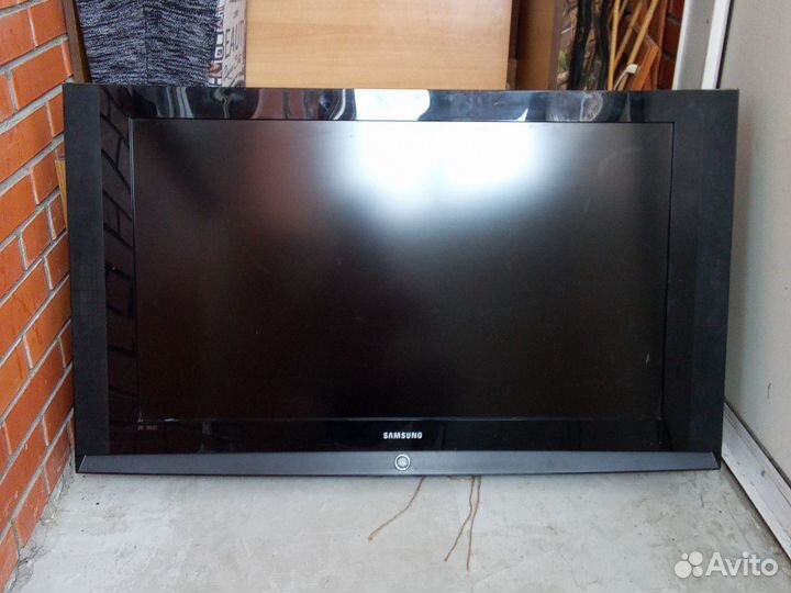 Телевизор samsung