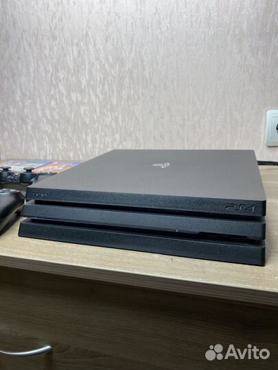 Sony Playstation 4 PS4 pro 1tb с играми