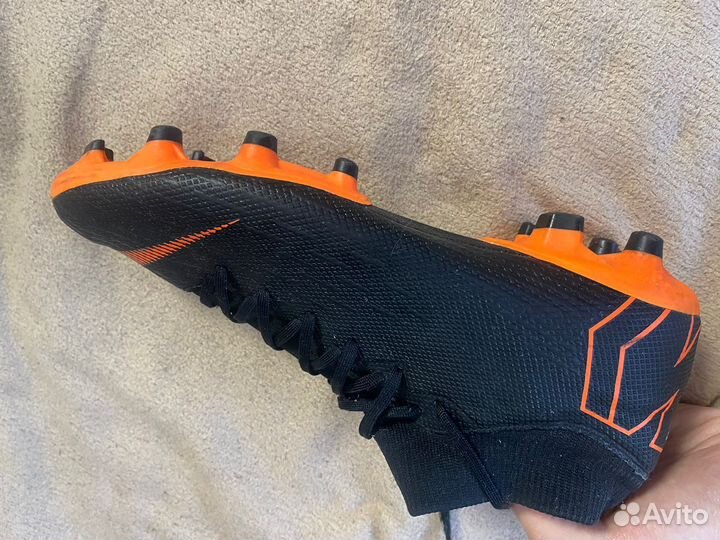 Футбольные бутсы nike детские