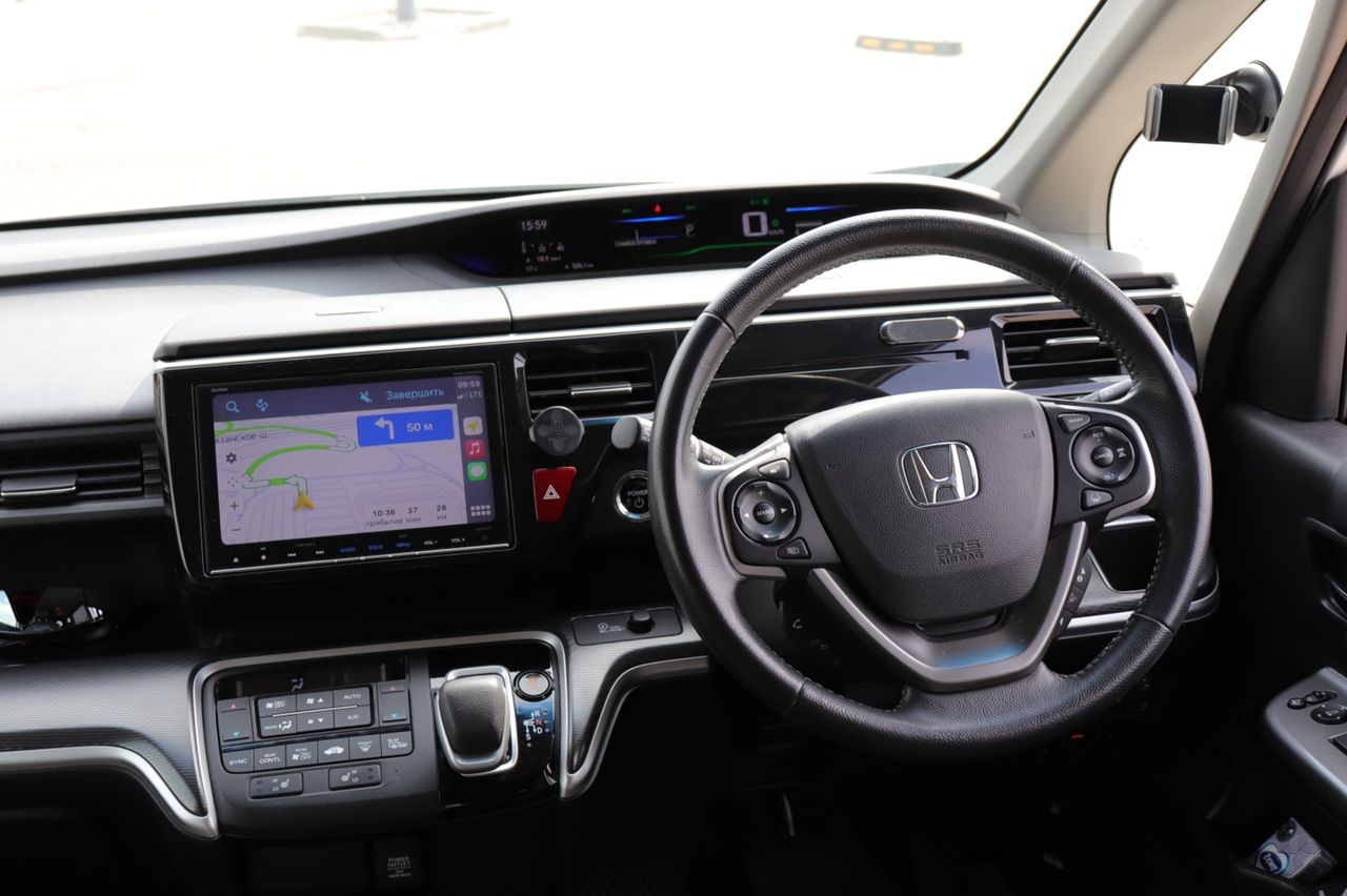 Honda Stepwgn: фото владельца