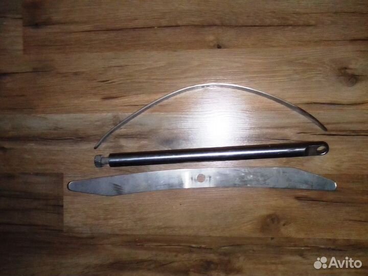 Якорь для лодки