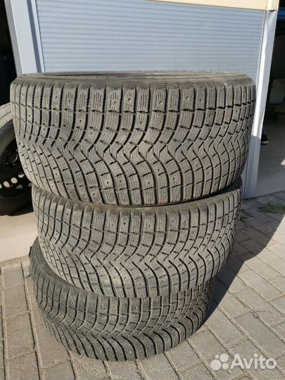 Michelin Latitude X-Ice North 2 + 295/40 R21 111T