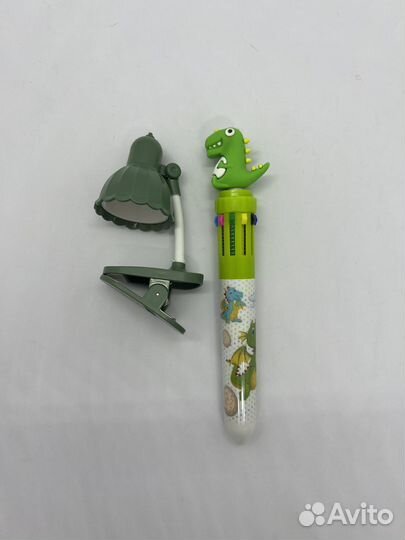 Ручка шариковая автоматическая 10-х цветная с фона