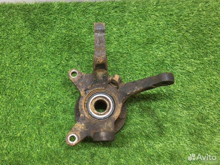 Кулак поворотный передний правый Hyundai Accent 2