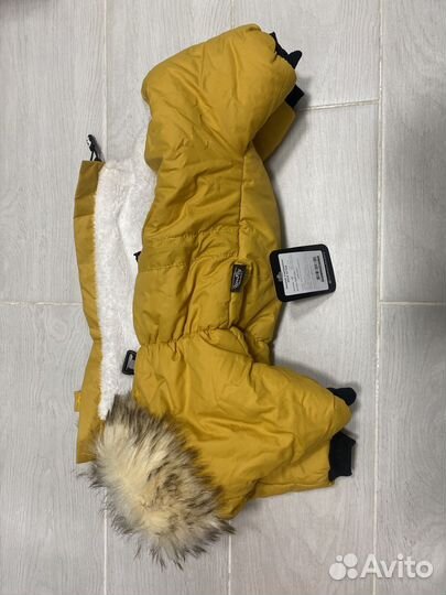 Зимний комбинезон для маленькой собаки