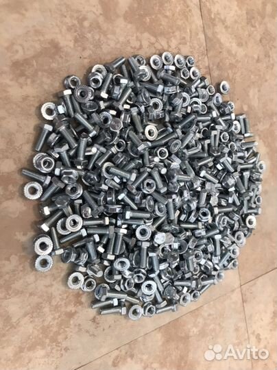 Болты с гайками оцинкованный)