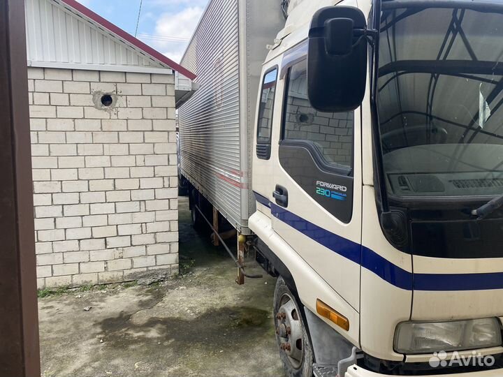 Isuzu Forward (F-Series), 1996