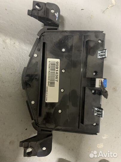 Панель управления магнитолой Chevrolet Cruze