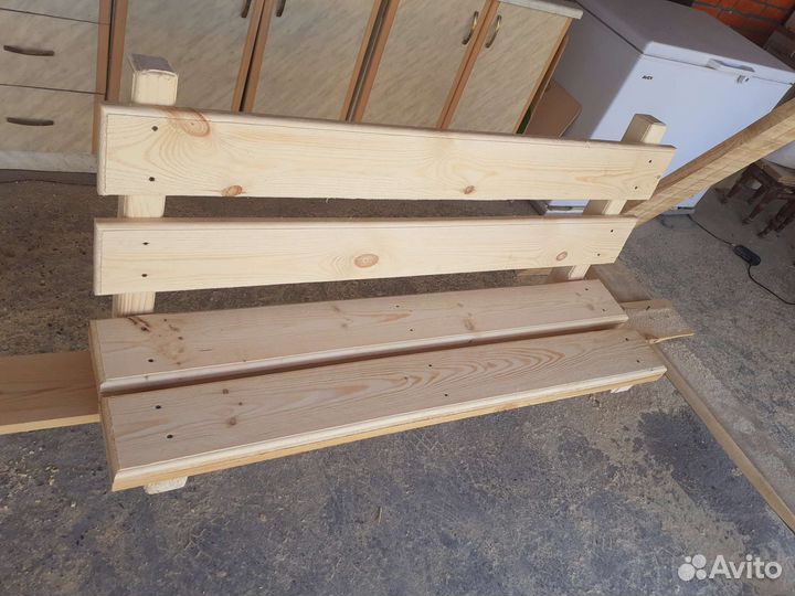 Садовые качели из дерева ручной работы