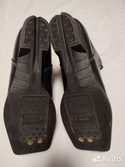 Лыжные ботинки 36 размер