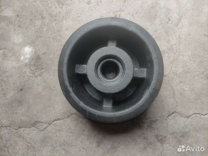 Колба багажника для Ниссан Террано