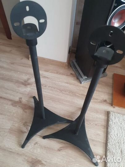 Стойки под акустику