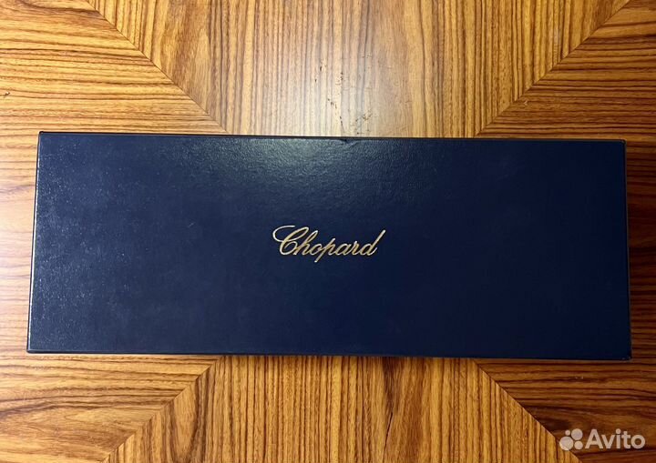 Золотые часы chopard с бриллиантами