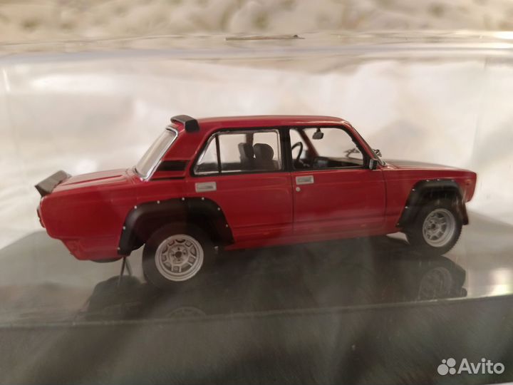 Ваз (LADA) 2105 vftc Спорт 1983г. от IXO