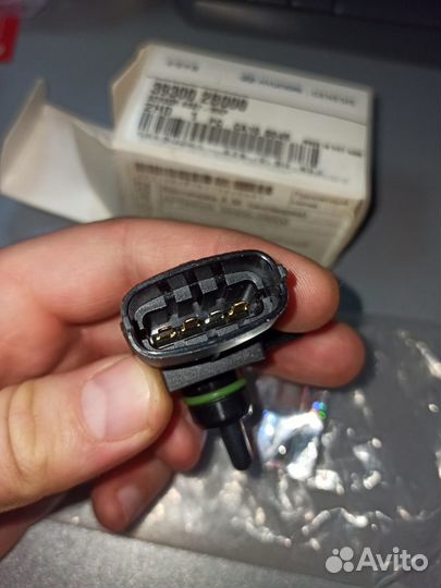 Hyundai-Kia Датчик абсолютного давления 393002B000