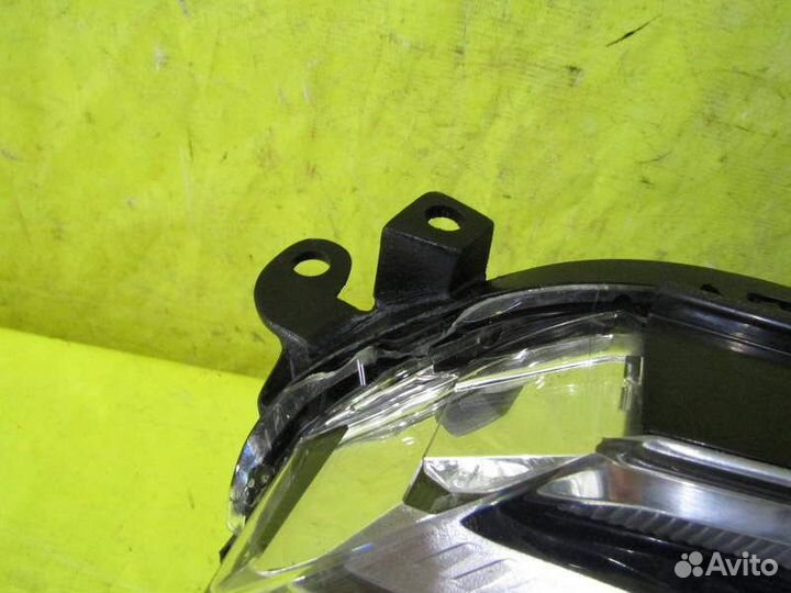 Фара левая Toyota Rav-4 15-19г 49476