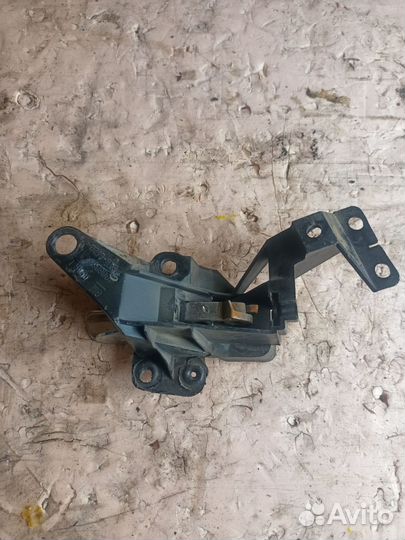 Внутренняя ручка двери задняя левая Opel Zafira A