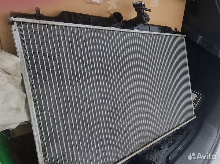 Радиатор охлаждения Nissan X-Trail T31 2.0 2011