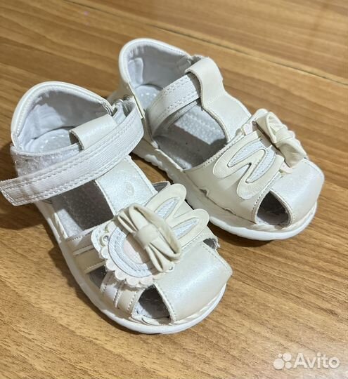 Сандалии 24 размер