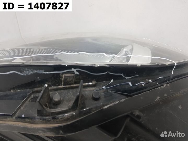 Фара левая Volkswagen Tiguan