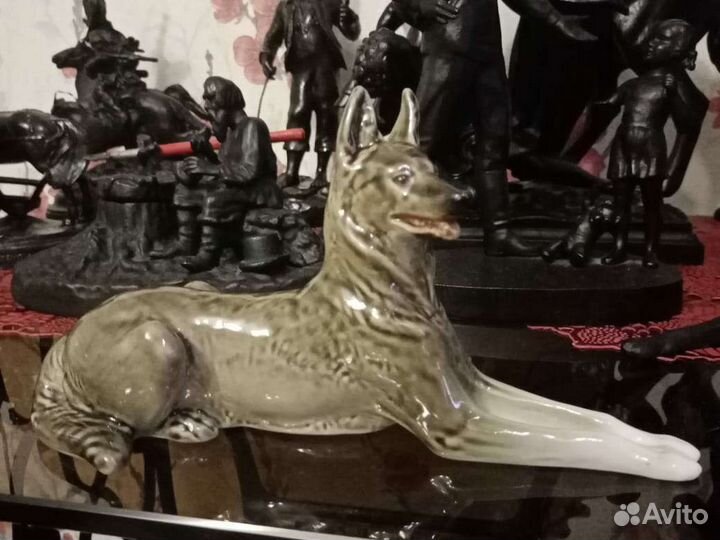 Фарфоровая статуэтка СССР лфз