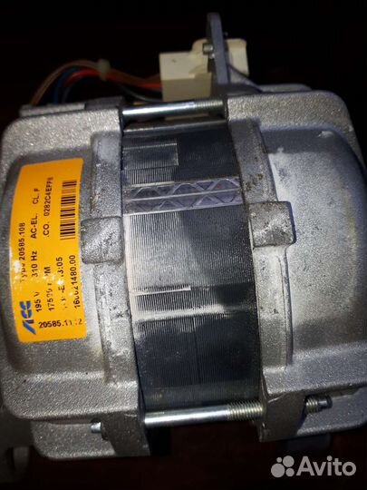 Двигататель стиральной машины