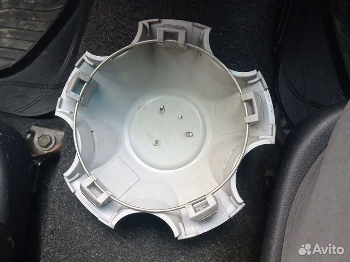 Крышка диска Toyota land cruiser