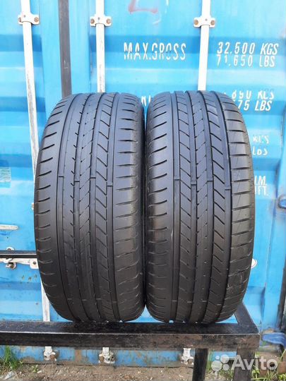 Goodyear EfficientGrip 235/45 R19 95V