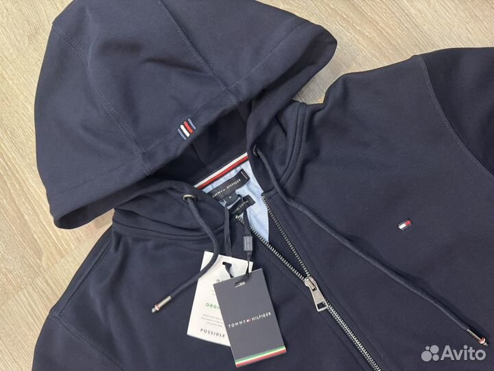 Толстовка на молнии tomy hilfiger