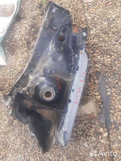 Правый лонжерон на Опель Астра H,Опель Астра H