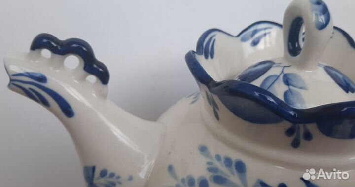 Чайник гжель