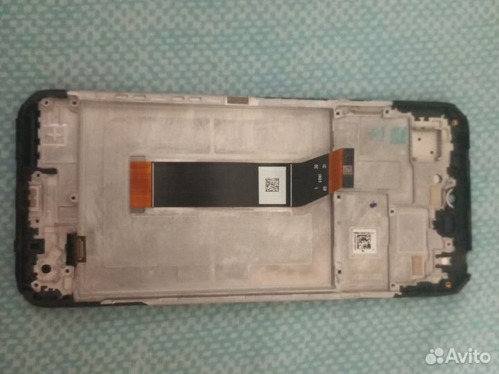 Рамка дисплея и дисплей в собранном виде