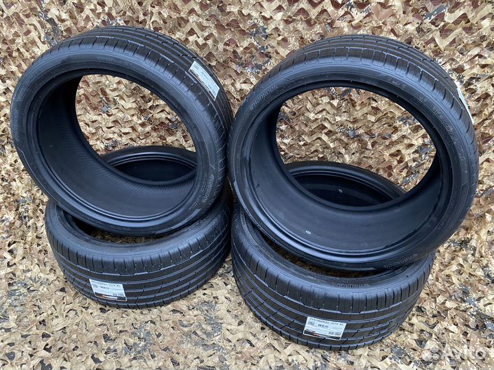 Hankook Ventus S1 Evo3 SUV K127A 295/35 R21 и 315/30 R22 107Y