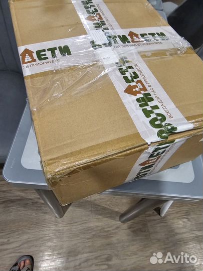 Коробка детских игрушек