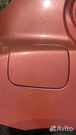 Лючок бензобака nissan march AK 12