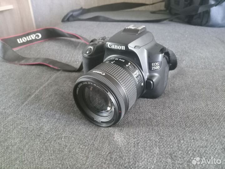 Камера Canon Eos 250d