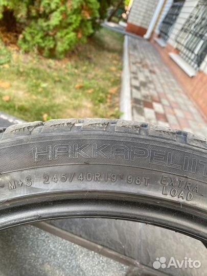 Nokian Tyres Hakkapeliitta R3 245/40 R19 и 275/35 R19