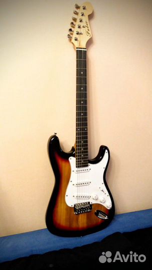 Электрогитара (новая), полный комплект