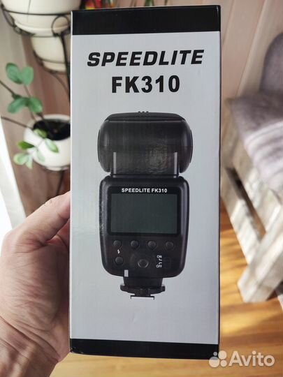 Вспышка speedlite FK310