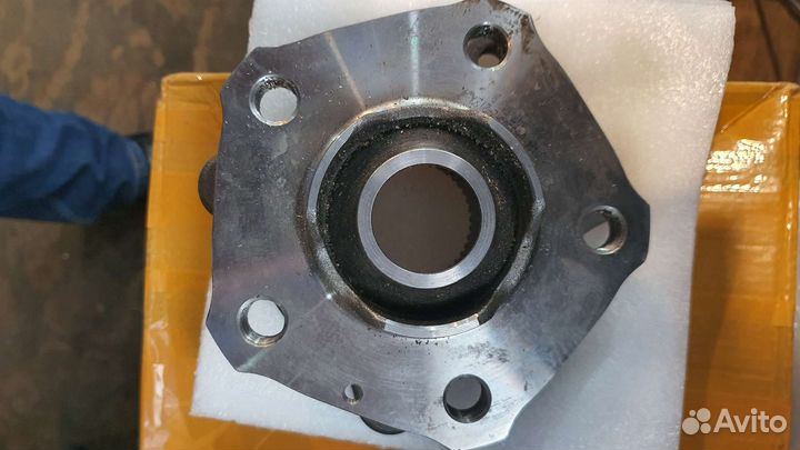 Оригинальный подшипник ступицы задней audu q7