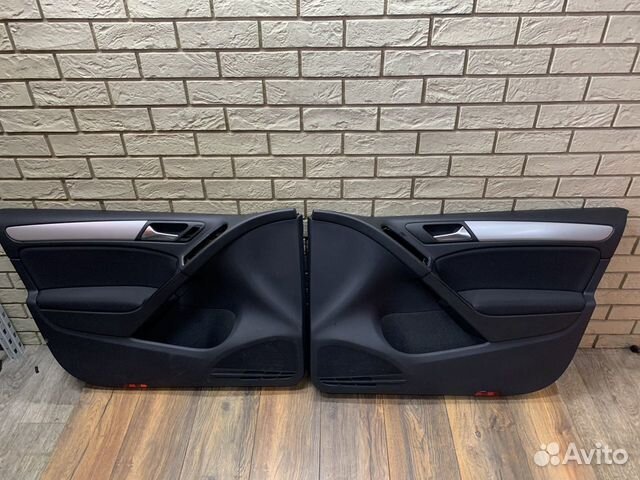 VW Golf 6 Обшивка двери передней левой и правой