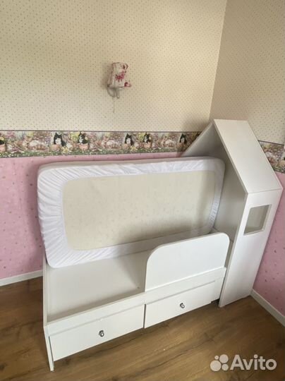 Детская кровать домик с матрасом