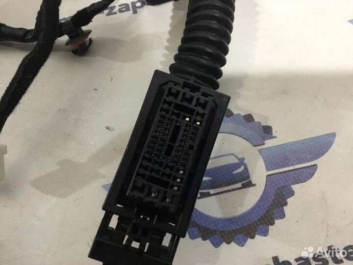 Проводка двери передняя правая Kia Sportage 4 QL