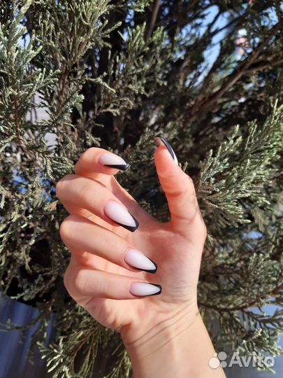 Наращивание ногтей